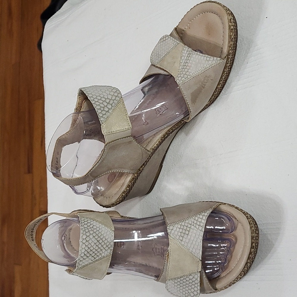 Remonte Womens Wedge Sandals Shoes Leather Tan Gray Gold Hook&Loop 42/9.5-10 GUC